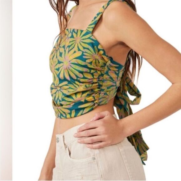 Free People NWT All Tied Up Top in tropical Combo Size Small - Picture 3 of 4